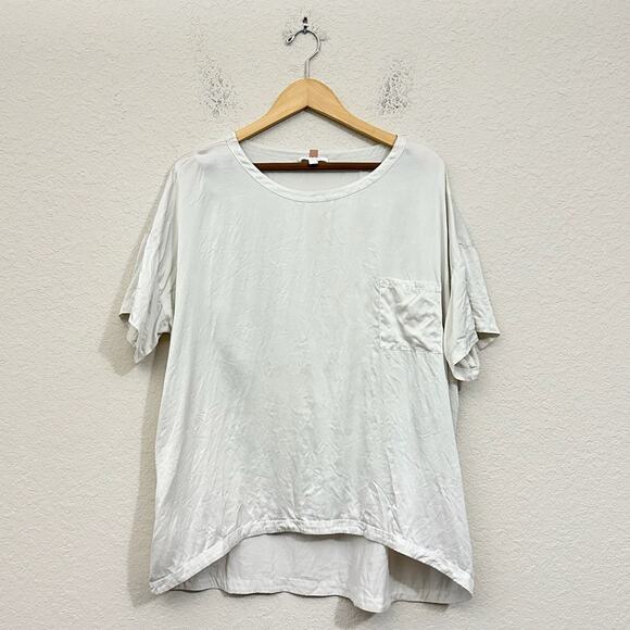 LUNYA Washable Silk Tee Off-White Satin Oversized Comfy T-Shirt - Picture 4 of 9